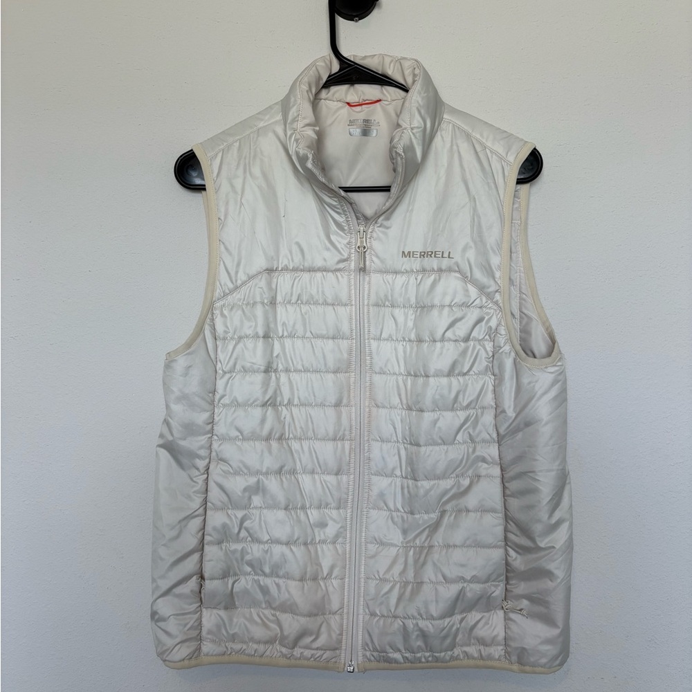 Merrell Women's cream Packable Quilted Vest - Picture 2 of 7